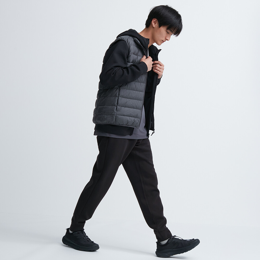 

Мужские брюки Uniqlo эластичные, черный