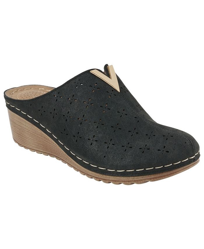 

Женские слипоны на танкетке с перфорацией Camille GC Shoes, черный