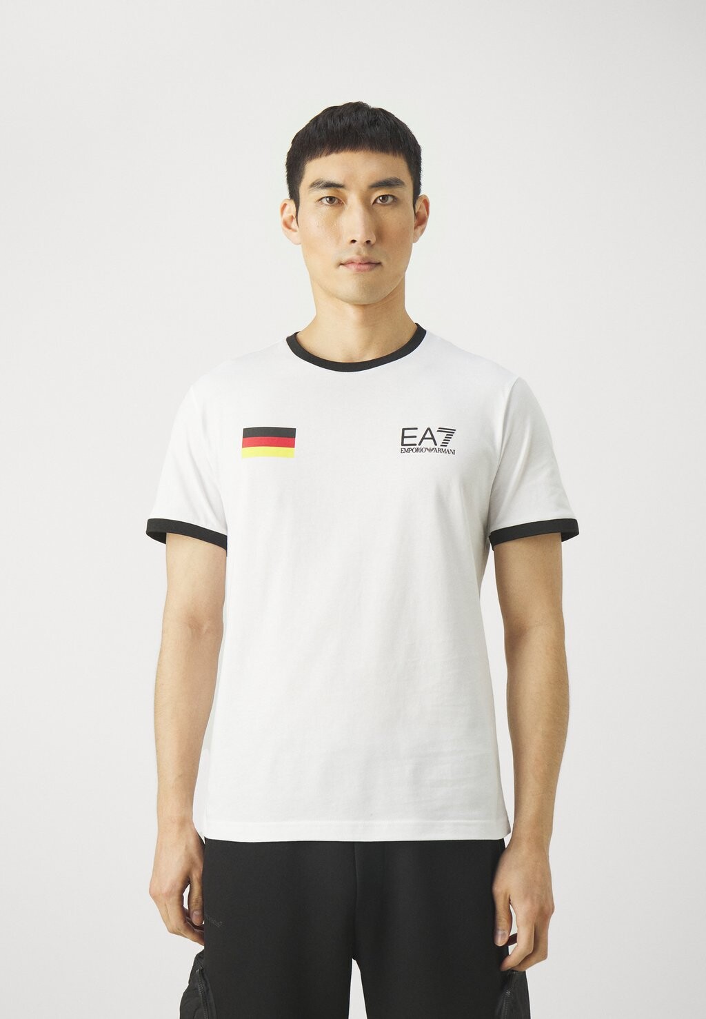 

Футболка с принтом EA7 Emporio Armani, белый