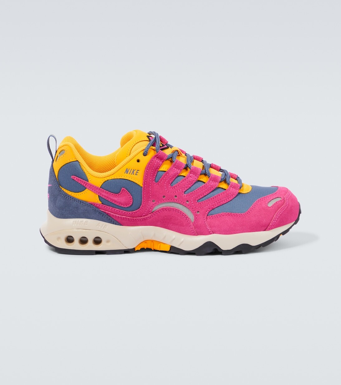 

Кроссовки Air Terra Humara с замшевой отделкой Nike, розовый