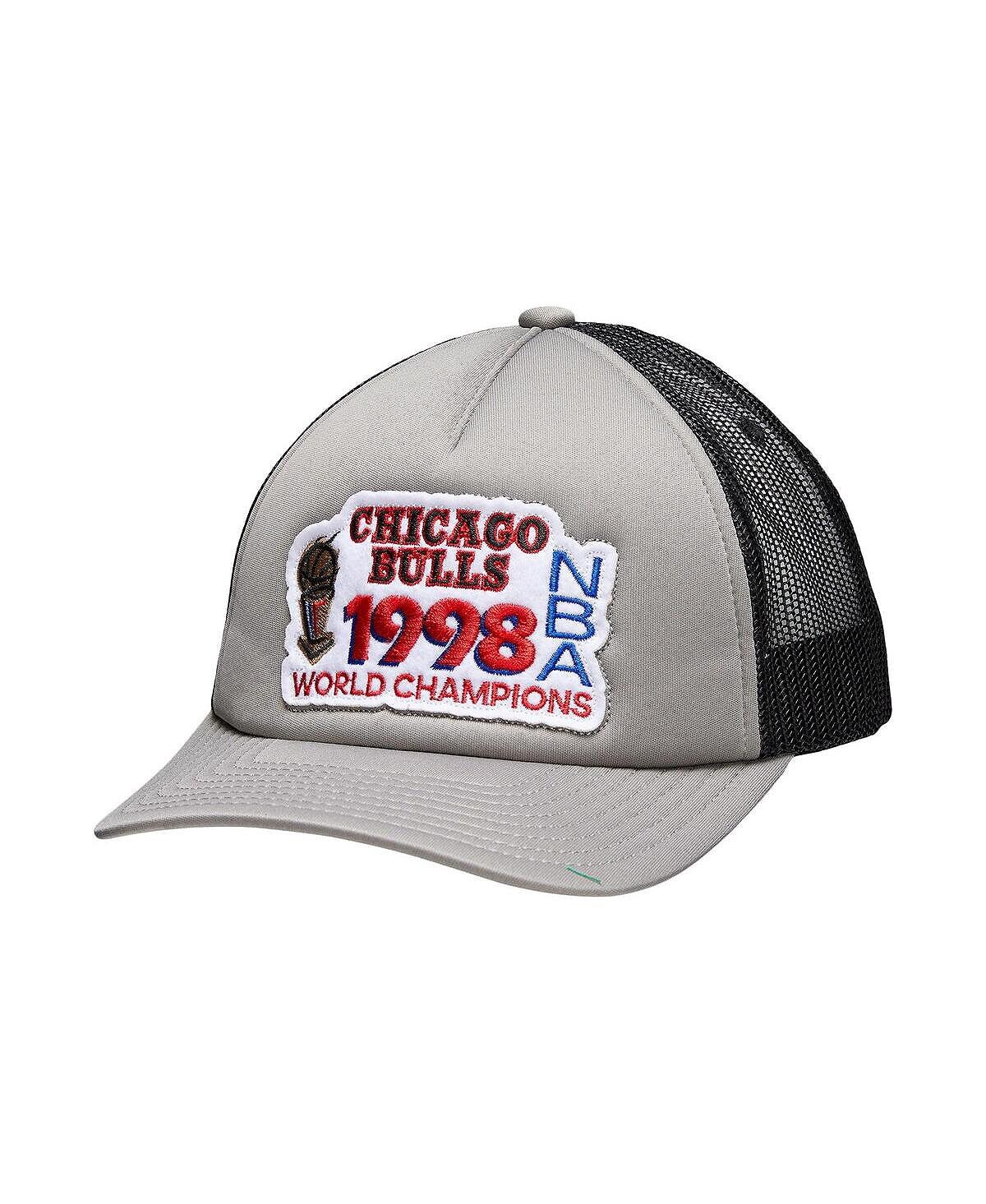 

Мужская темно-серая регулируемая кепка Chicago Bulls 1998 NBA Finals Champions Trucker Snapback Mitchell & Ness