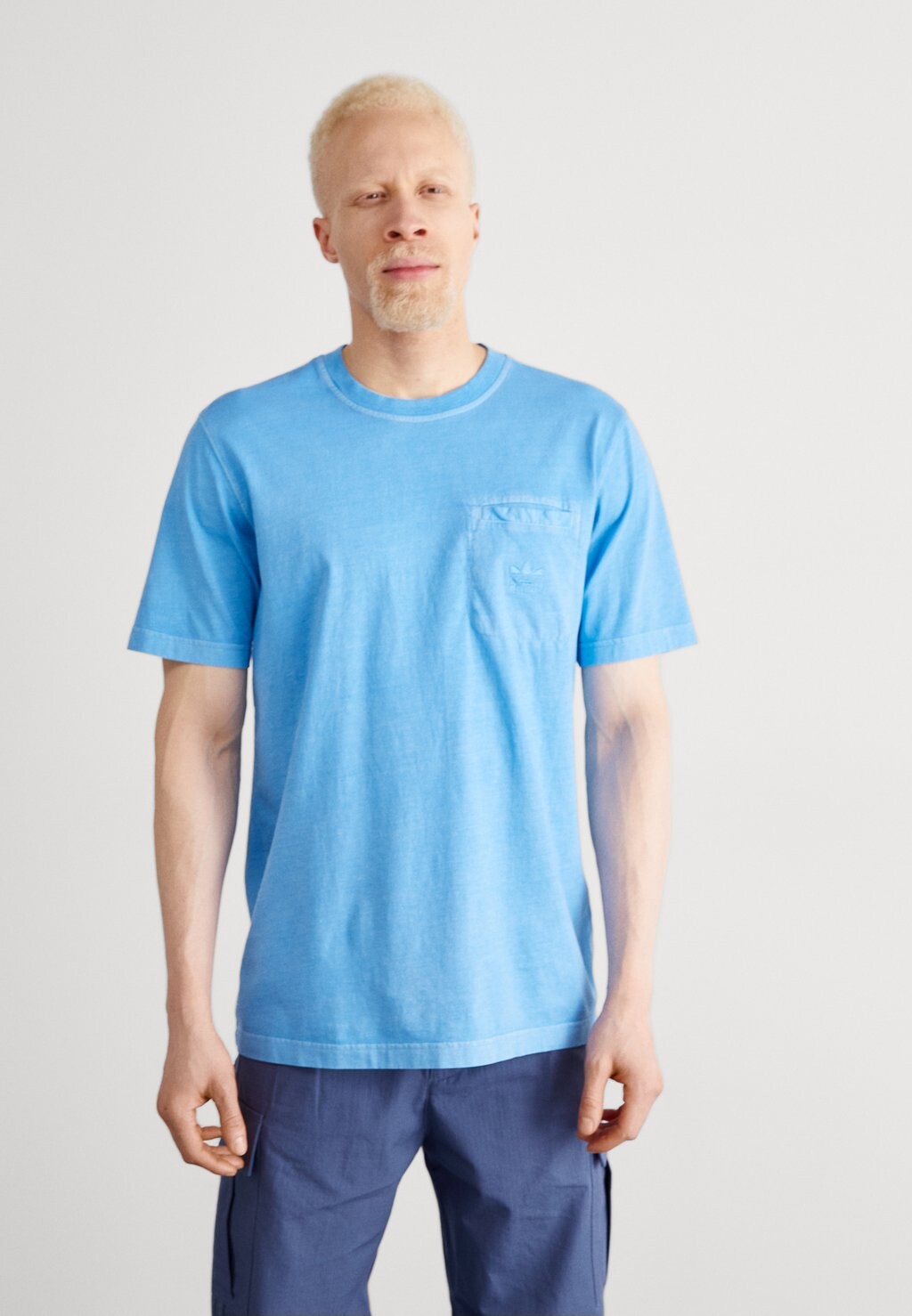 

Футболка базовая adidas Originals, цвет semi blue burst