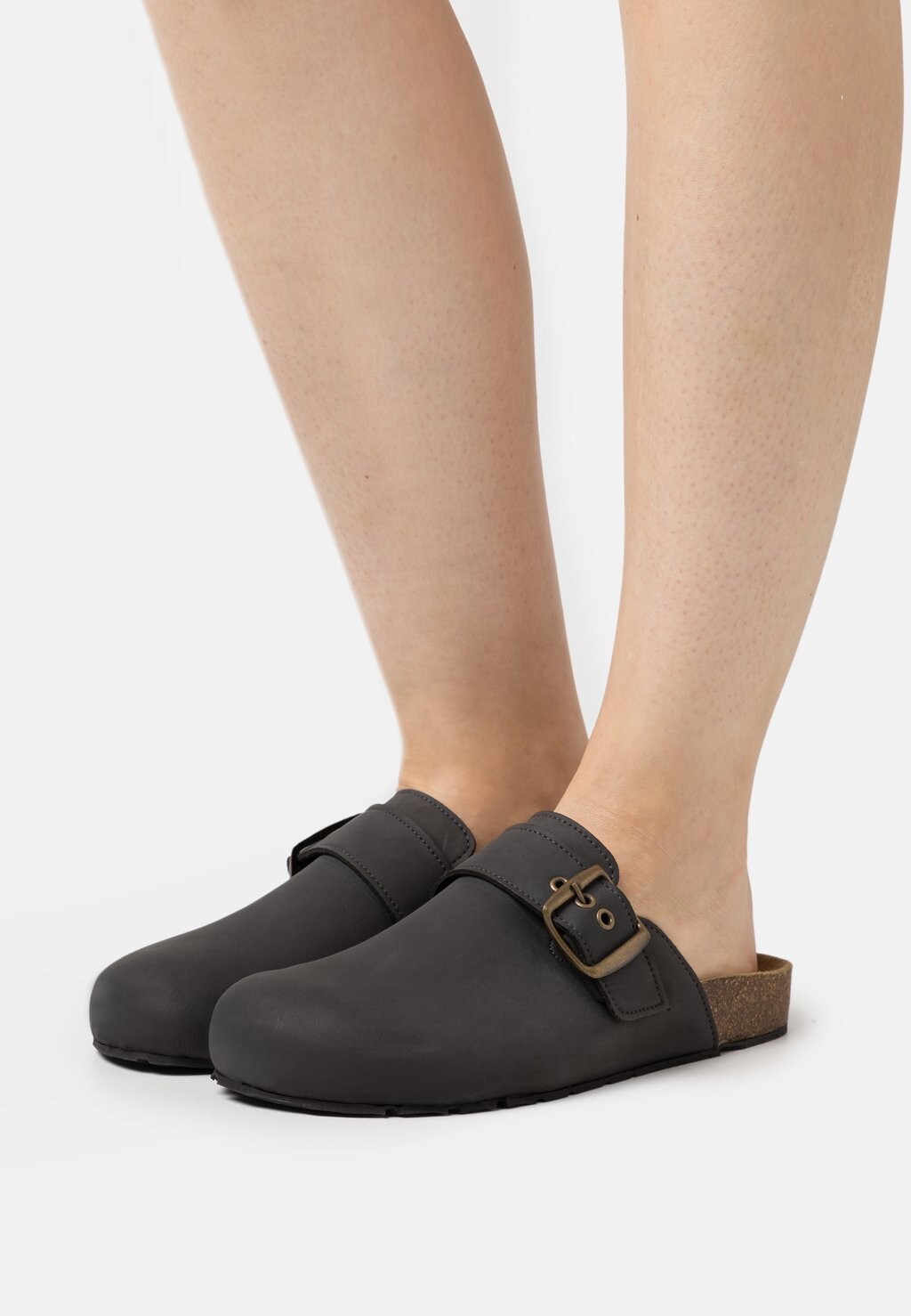 

Шлепанцы NAE Vegan Shoes
