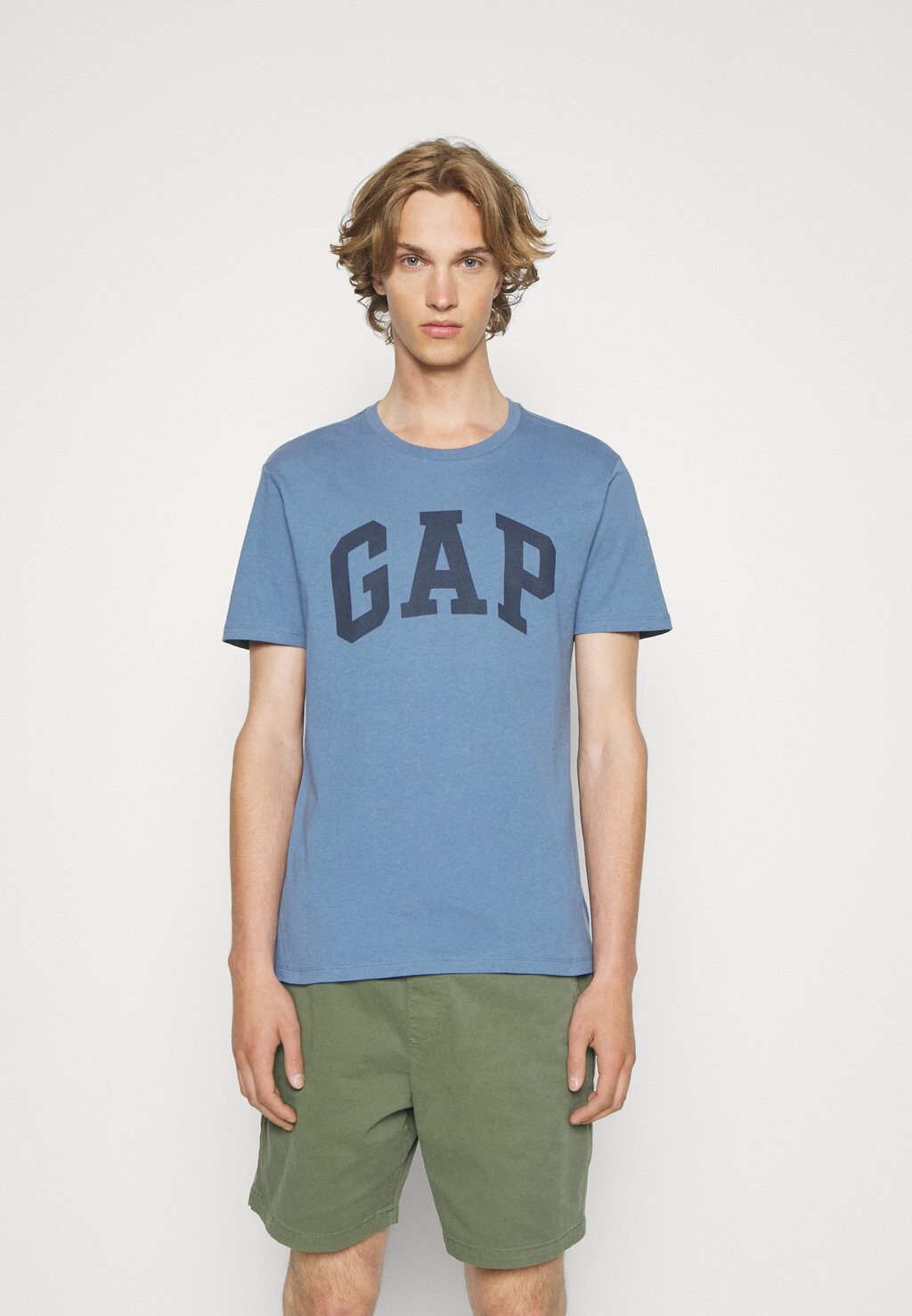 

Футболка с принтом GAP, синий