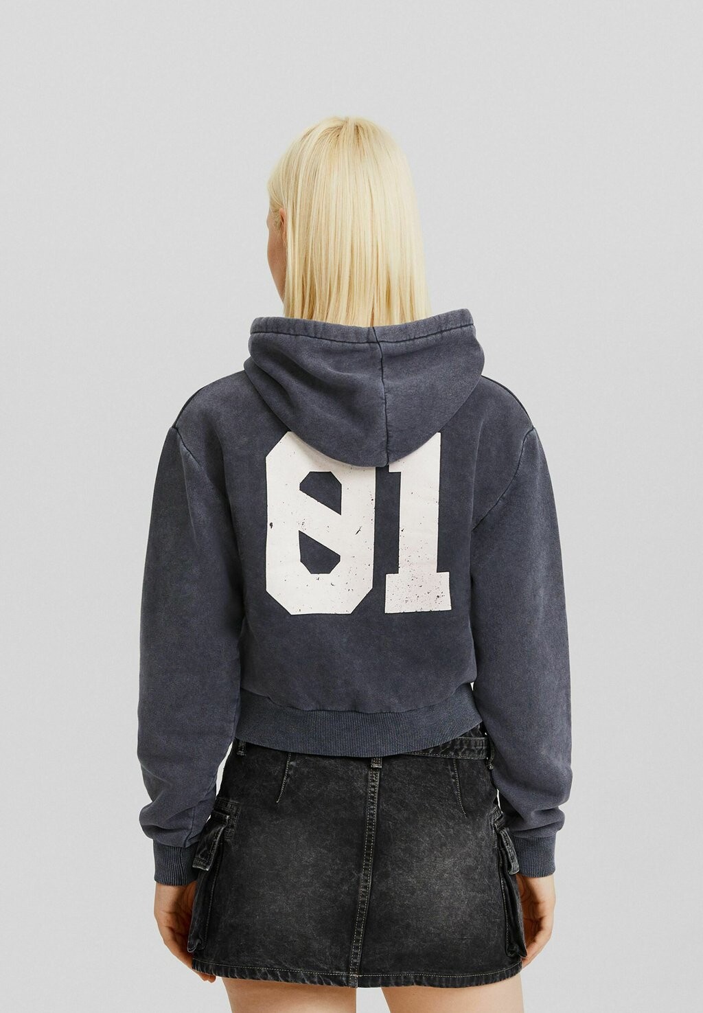 

Толстовка With A Faded-Effect Bershka, цвет dark grey