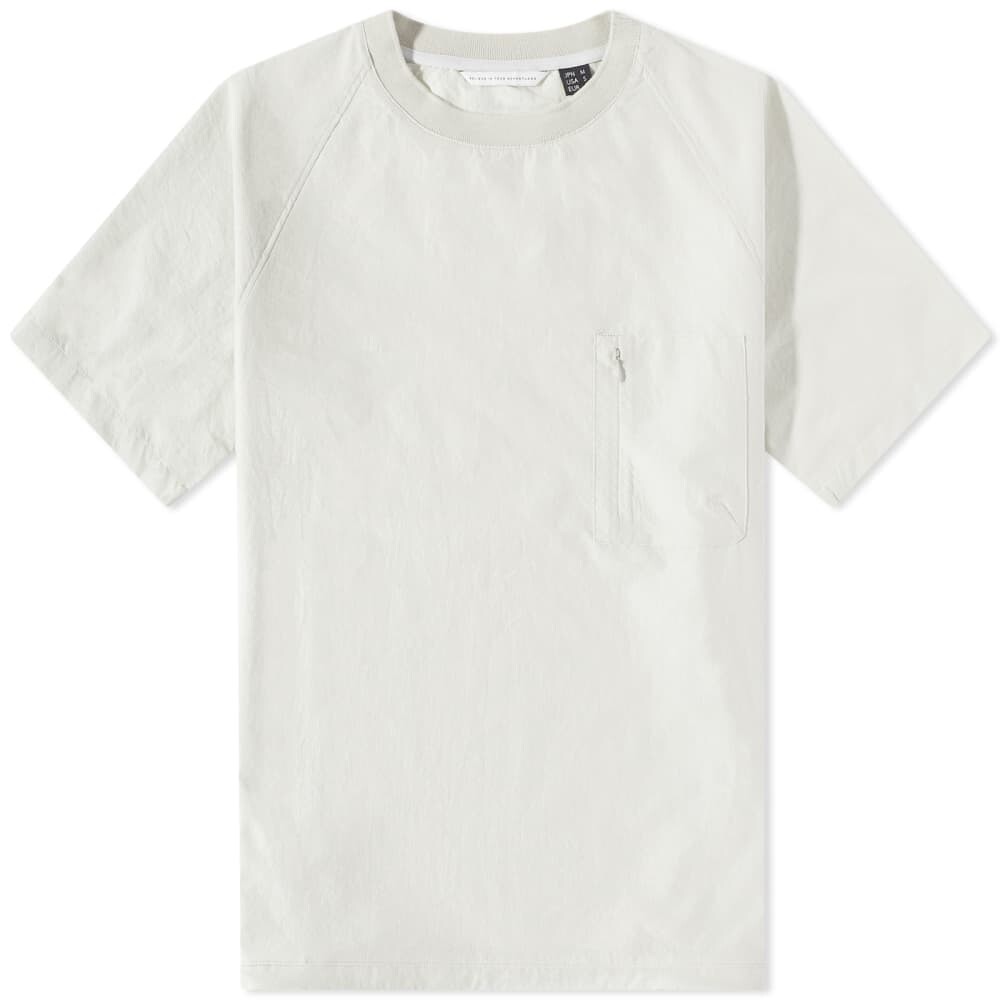 

Удобная футболка Nanga Air Cloth
