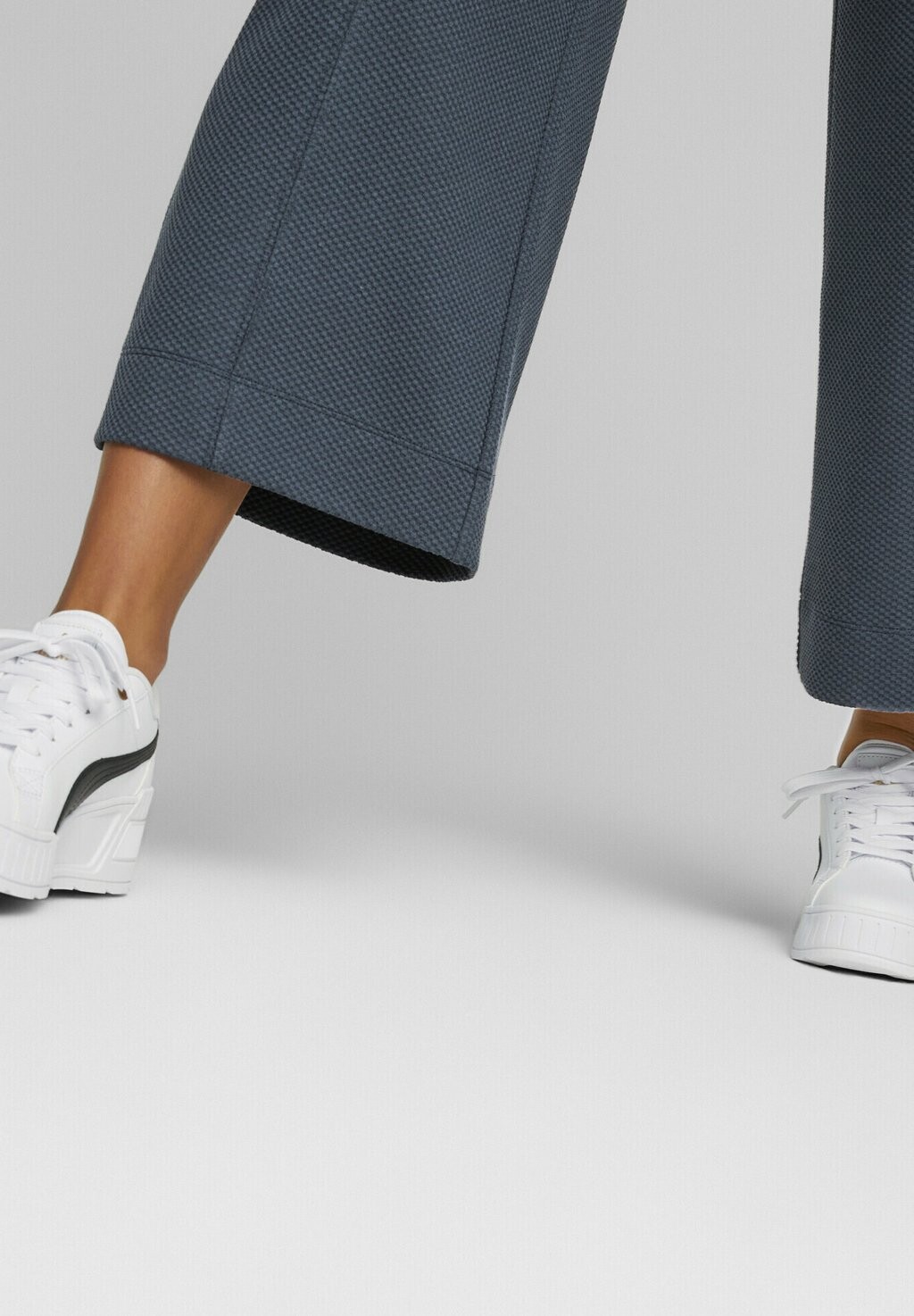 

Кроссовки Puma