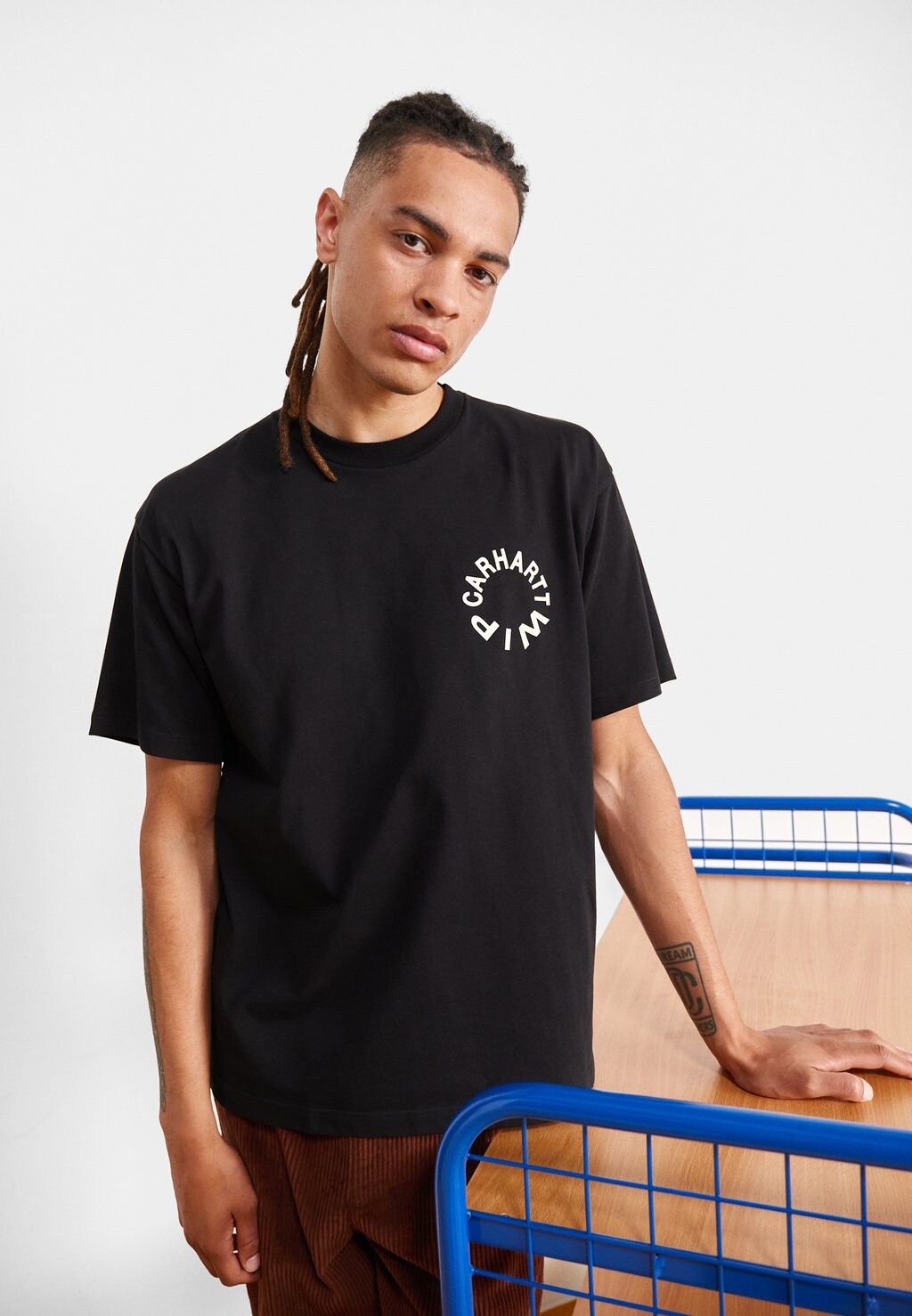 

Футболка с принтом Carhartt WIP, черный