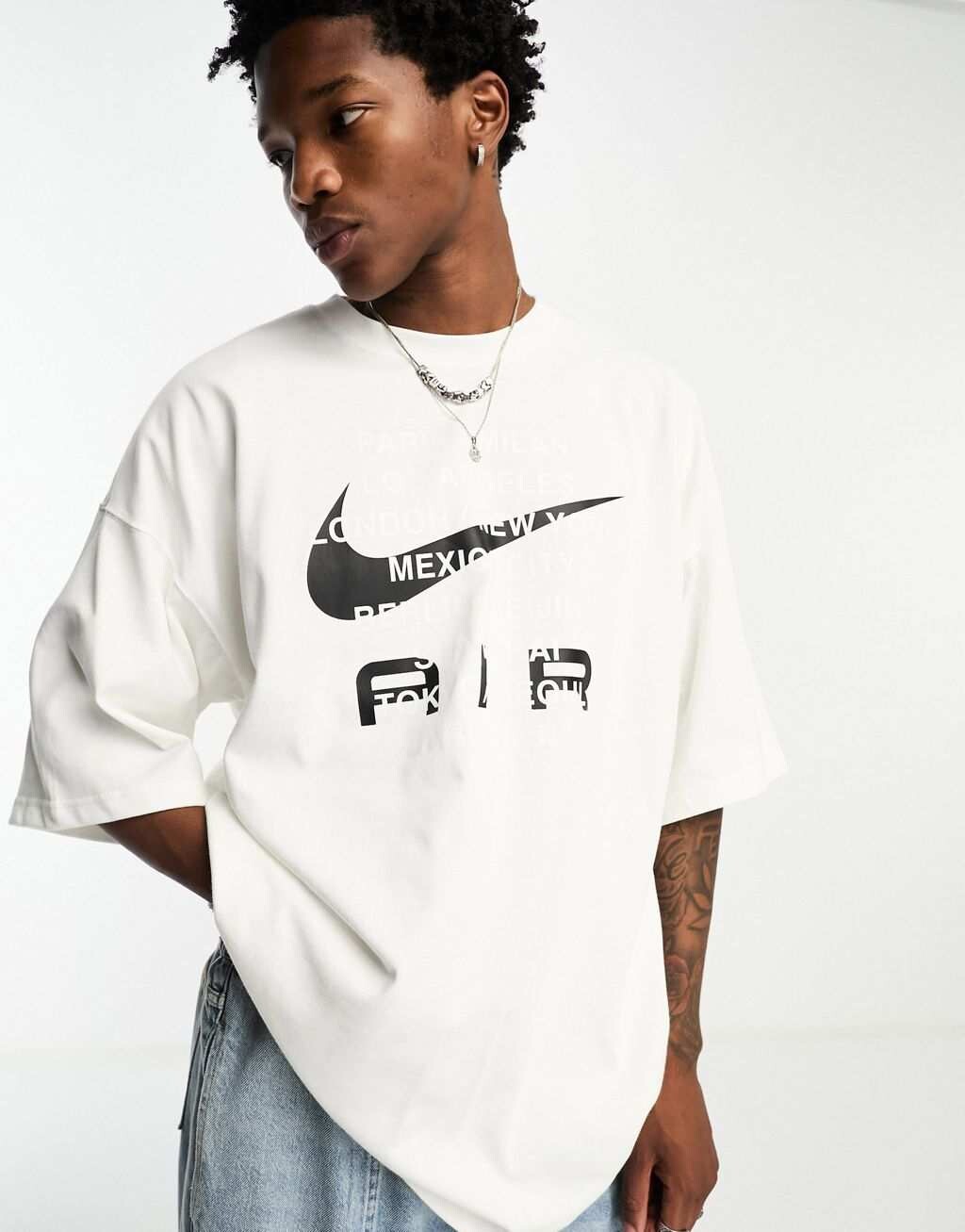 

Белая объемная футболка с логотипом Nike Air, Белый