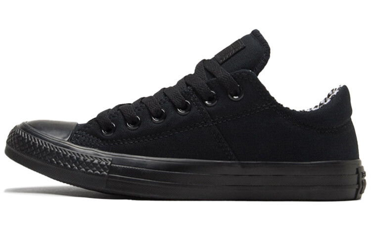 

Конверсы Wmns Chuck Taylor All Star Madison Low, черные