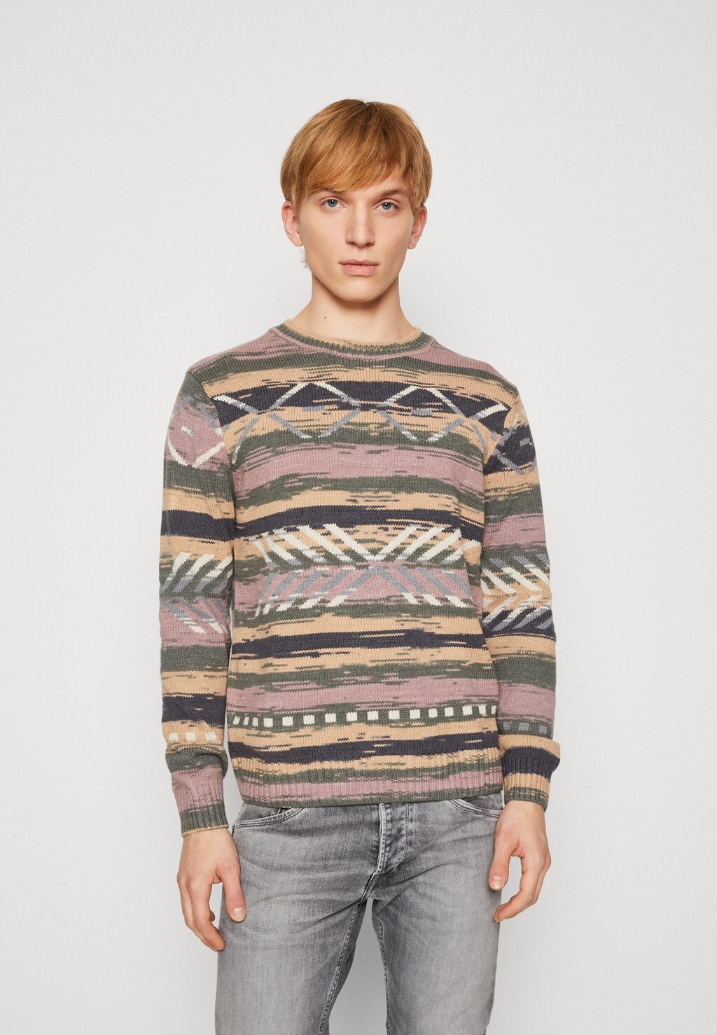 

Свитер Pepe Jeans