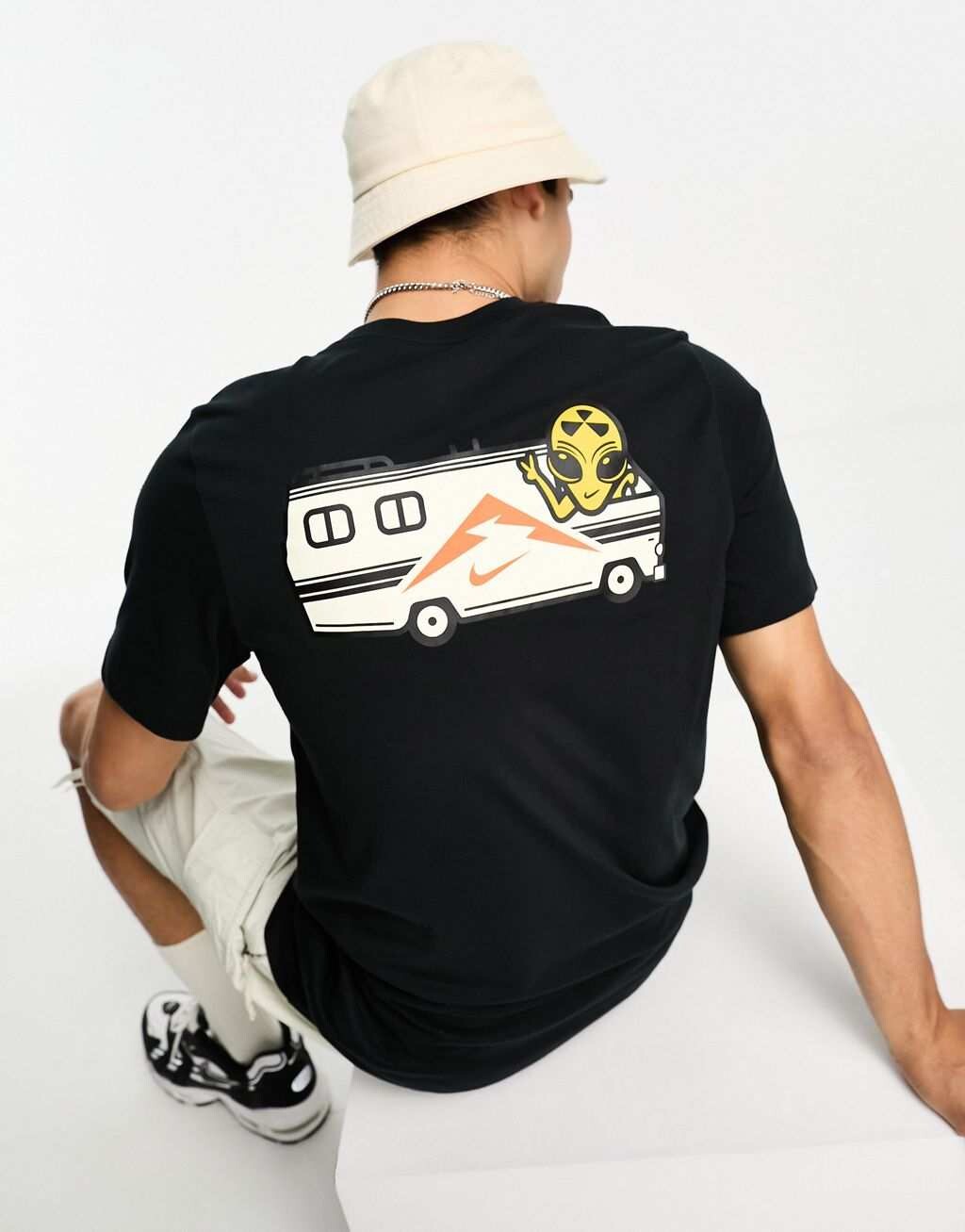 

Черная футболка с графическим рисунком Nike Running Trail Dri-Fit, Черный