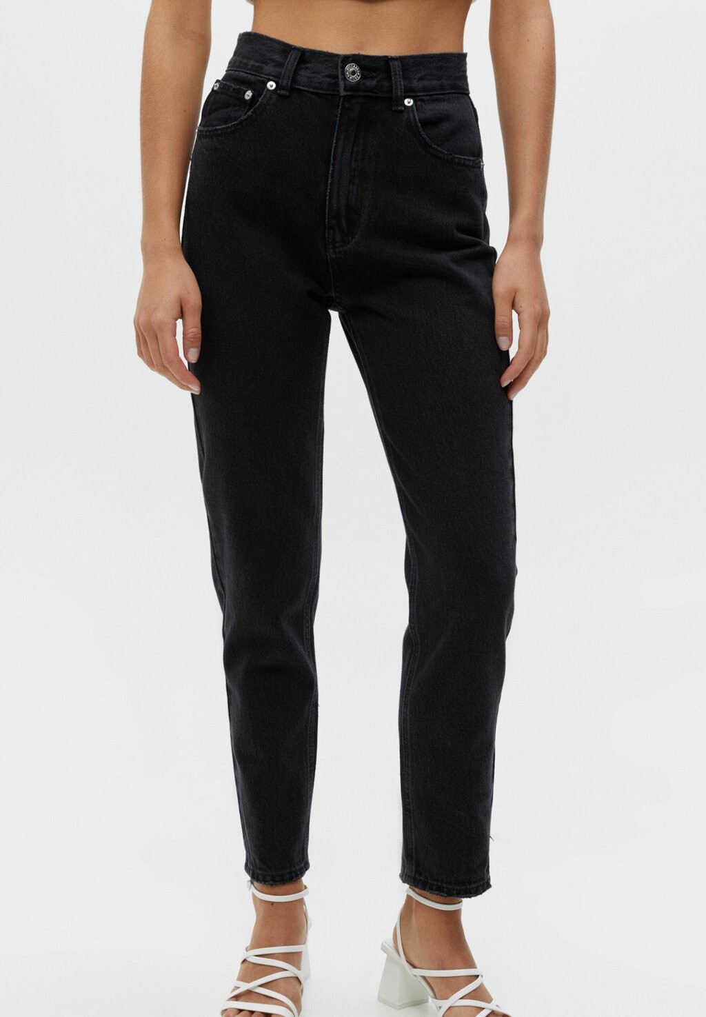 

Джинсы Tapered Fit PULL&BEAR, черный