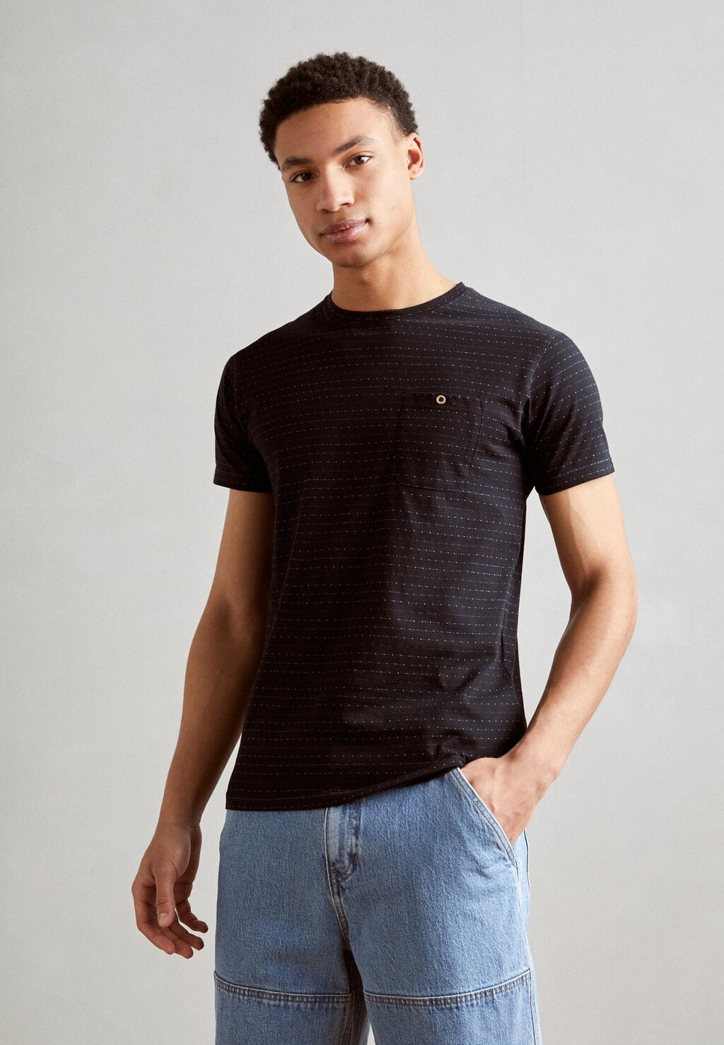 

Футболка с принтом INSANFORD INDICODE JEANS, цвет black