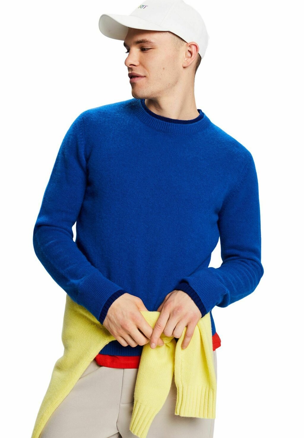 

Свитер Esprit