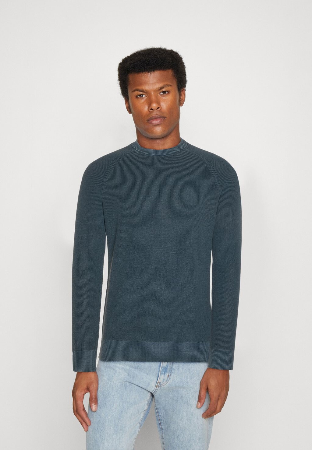

Свитер JJEMATT CREW NECK NOOS Jack & Jones, матросский синий