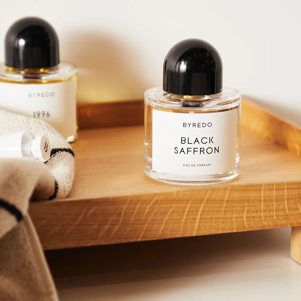 Байредо Блэк Саффрон. Byredo Black Saffron EDP 50 ml. Black Saffron от Byredo. Black Saffron духи мужские.