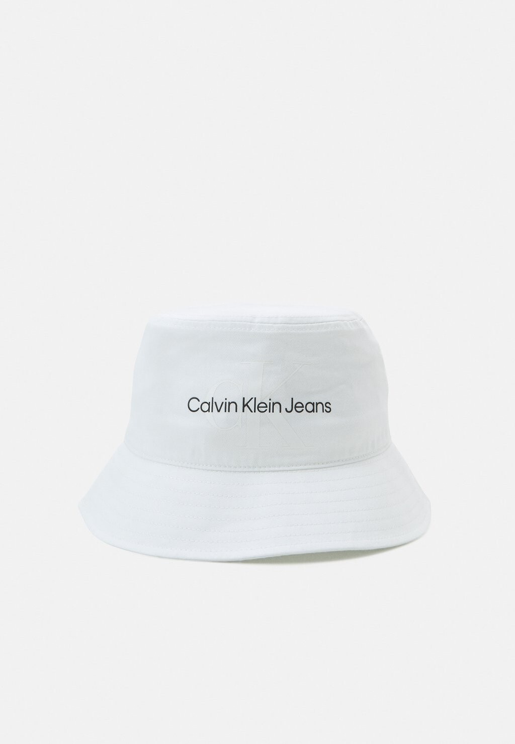 

Шапка Calvin Klein Jeans, белый