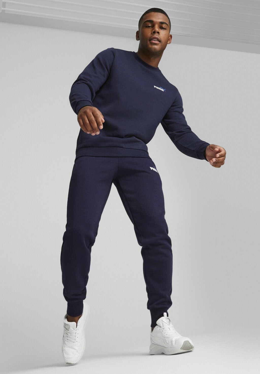 

Толстовка Puma Small Logo Crew, темно-синий, Серый