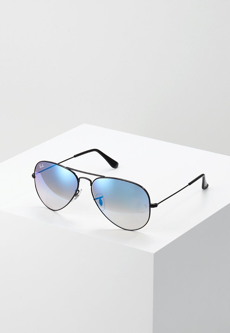 

Солнцезащитные очки Ray-Ban