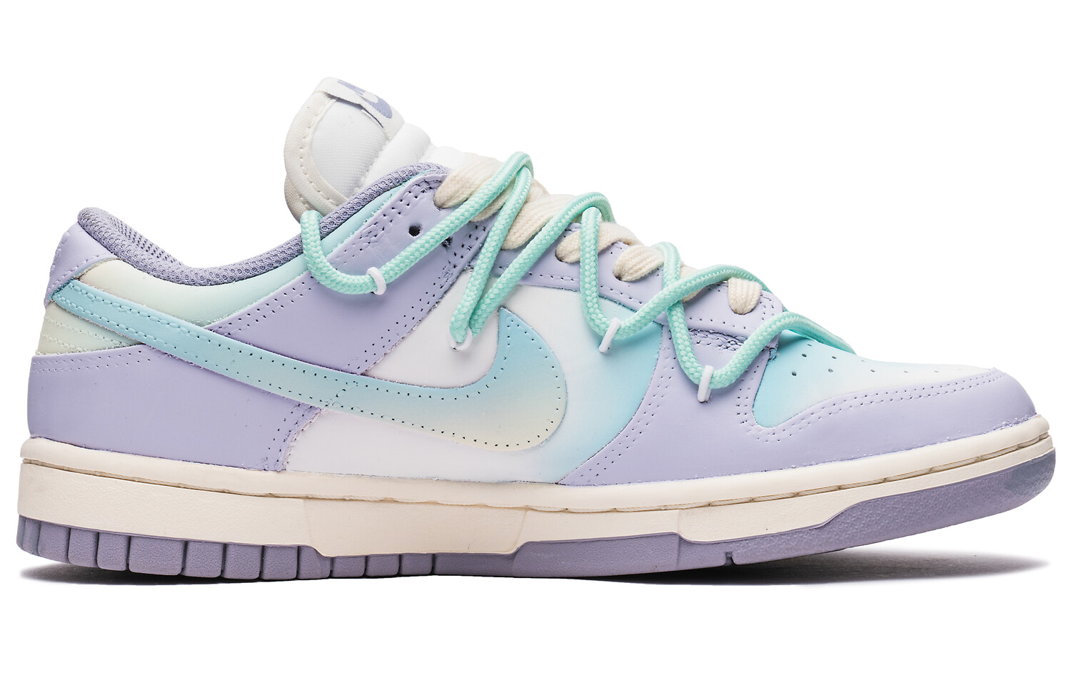 

Кроссовки Nike Dunk Skateboarding Shoes Women's Low-top Purple, цвет Light Lavender