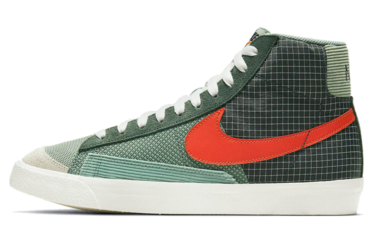 

Нашивка Nike Blazer Mid '77 Dutch Green зелено-оранжевая