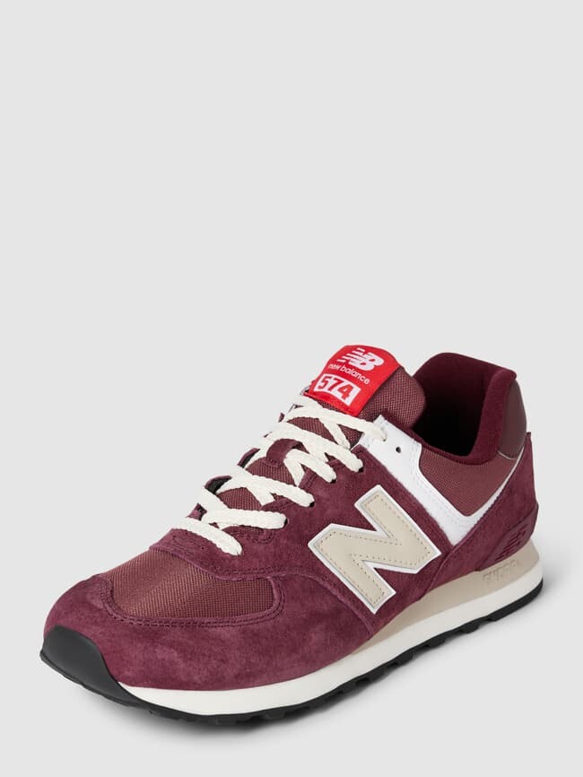 

Кроссовки с пришитыми этикетками New Balance, бордо