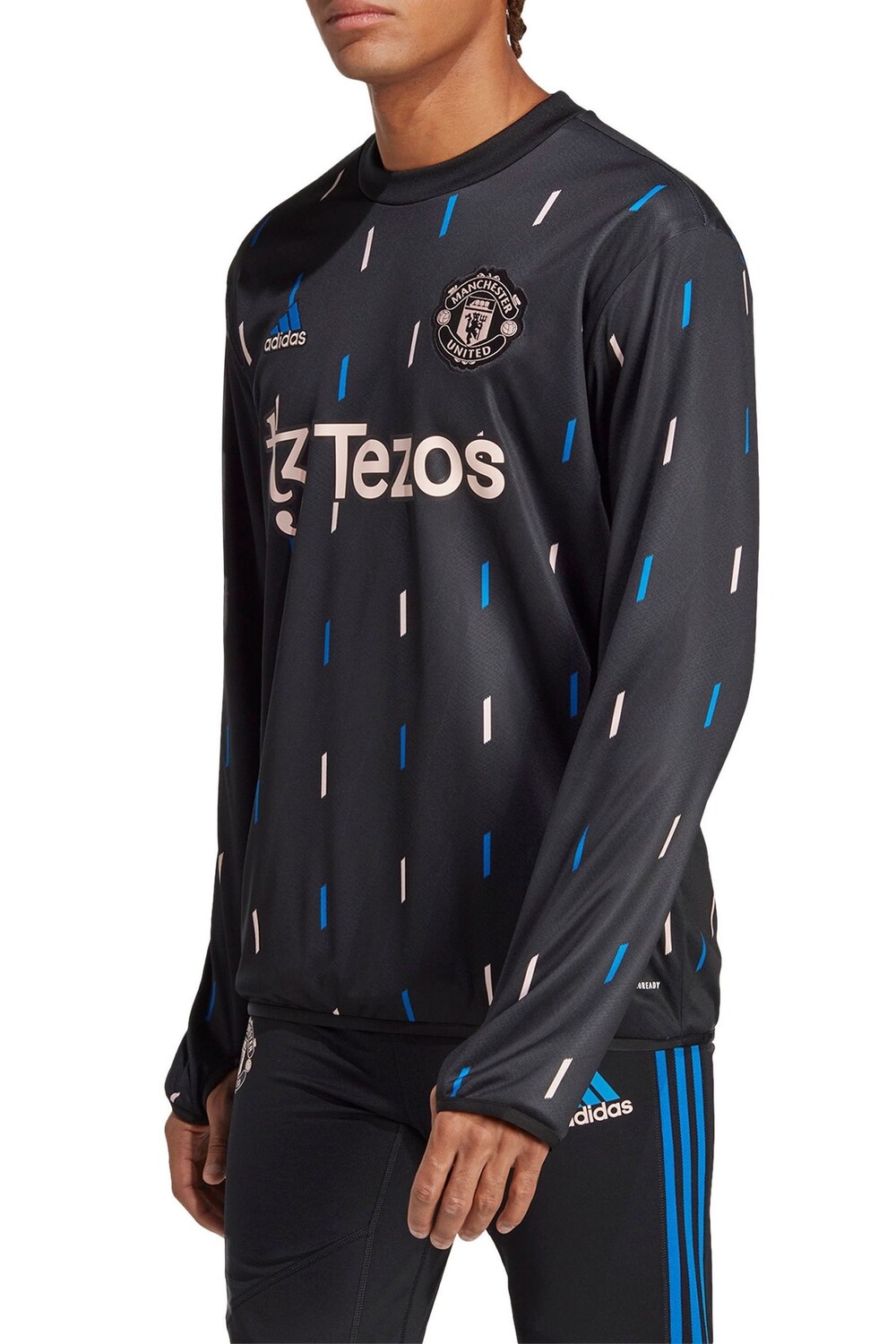 

Теплая предматчевая футболка Manchester United adidas, черный