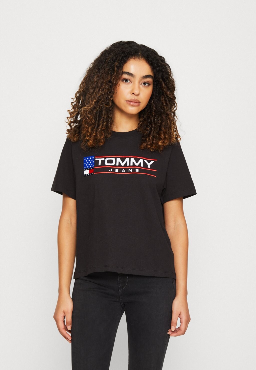 

Футболка с принтом Tommy Jeans, черный