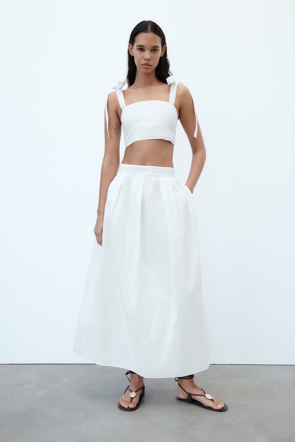 

Объемная юбка миди ZARA, белый