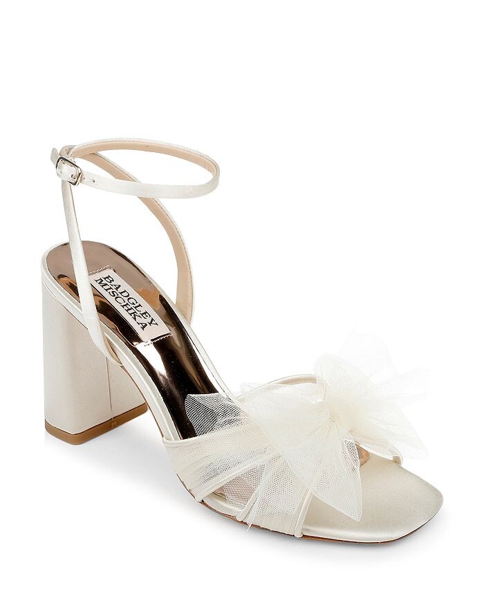 

Женские босоножки на блочном каблуке с бантом из тюля Tess Badgley Mischka