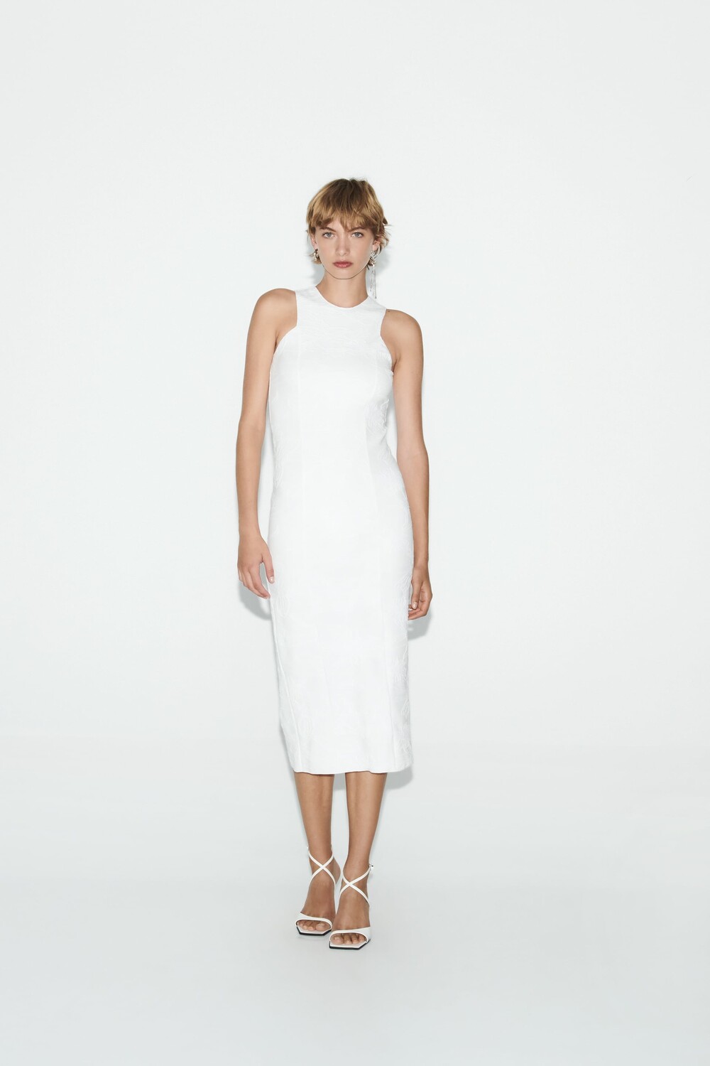 

Платье из гибкой жаккардовой ткани Zara, белый