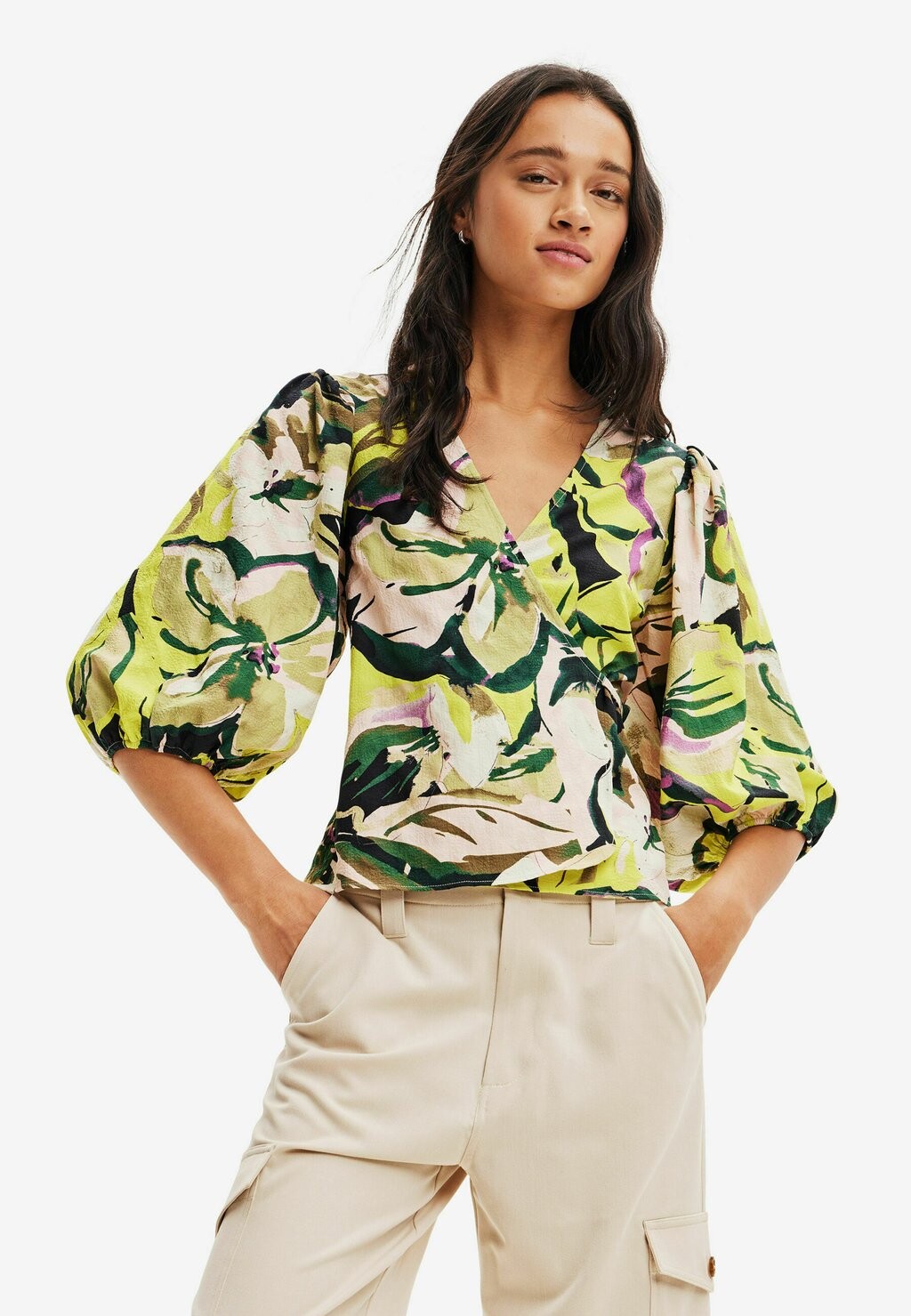 

Блузка Desigual, зеленый