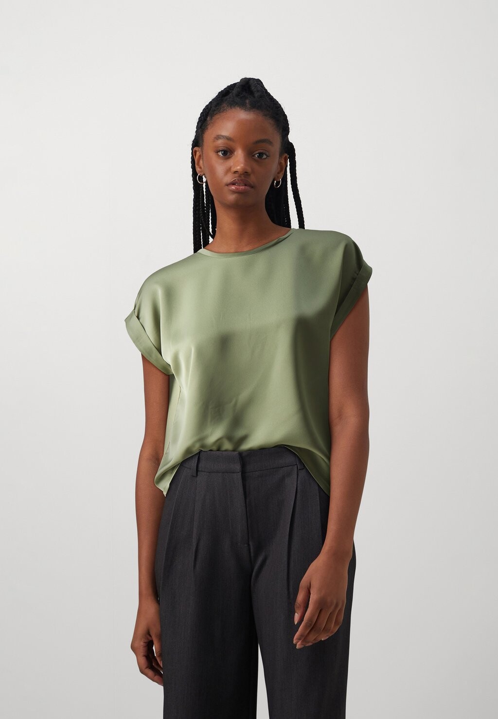 

Футболка базовая VIELLETTE VILA, цвет oil green
