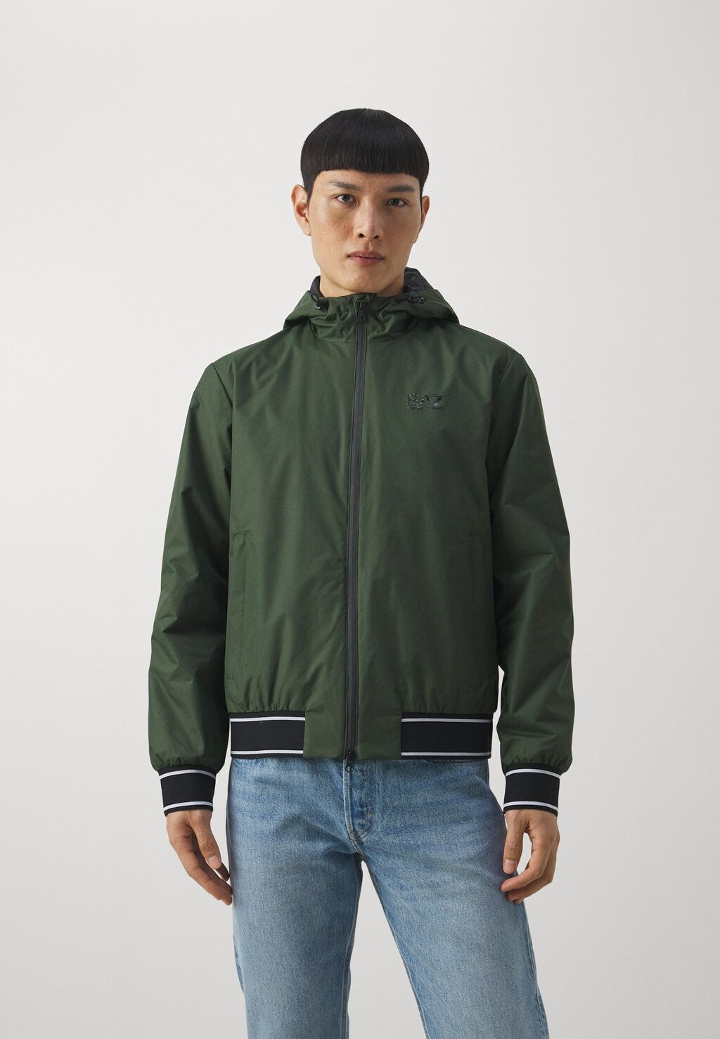 

Куртка EA7 Emporio Armani КУРТКА, темно-зеленый