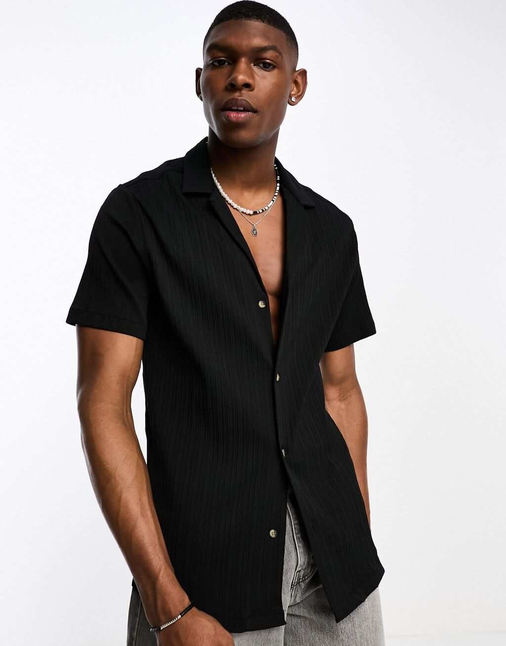 

Черная свободная рубашка в рубчик ASOS DESIGN
