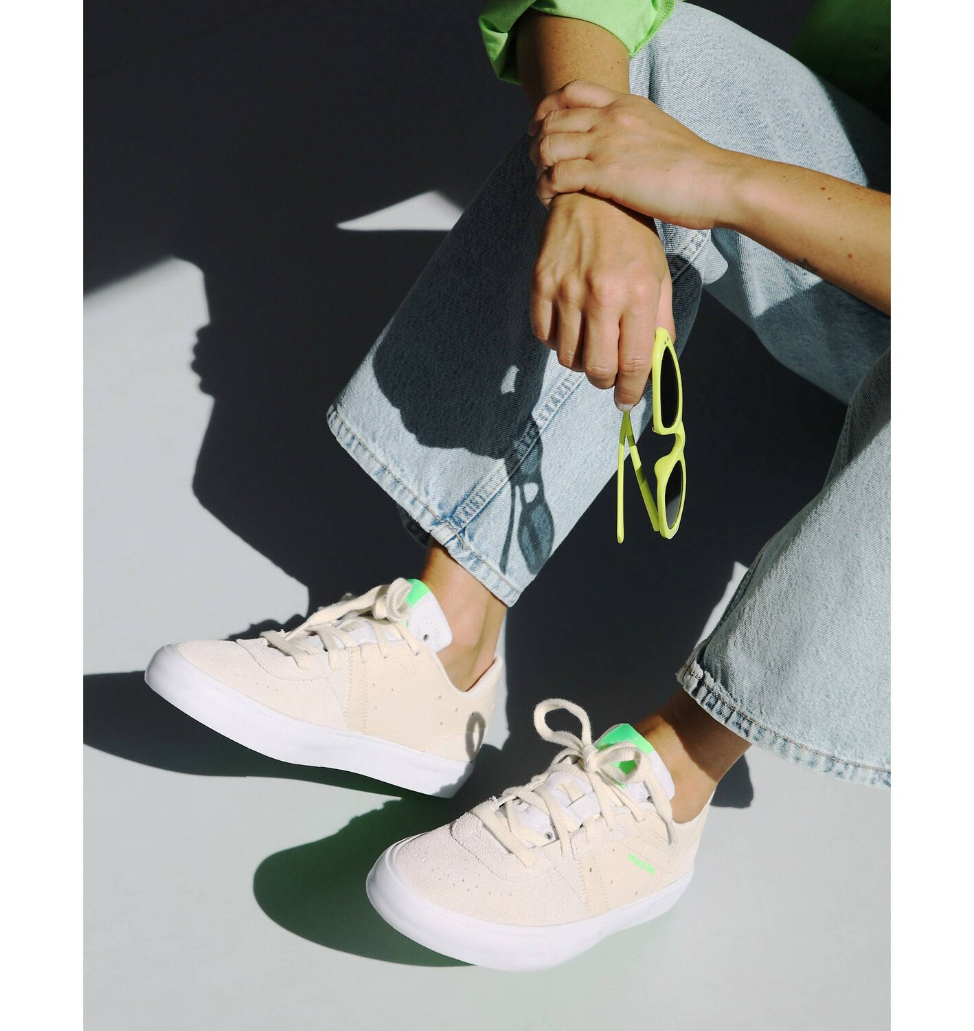 

Бело-бежевые кроссовки Nike Jordan Series .05