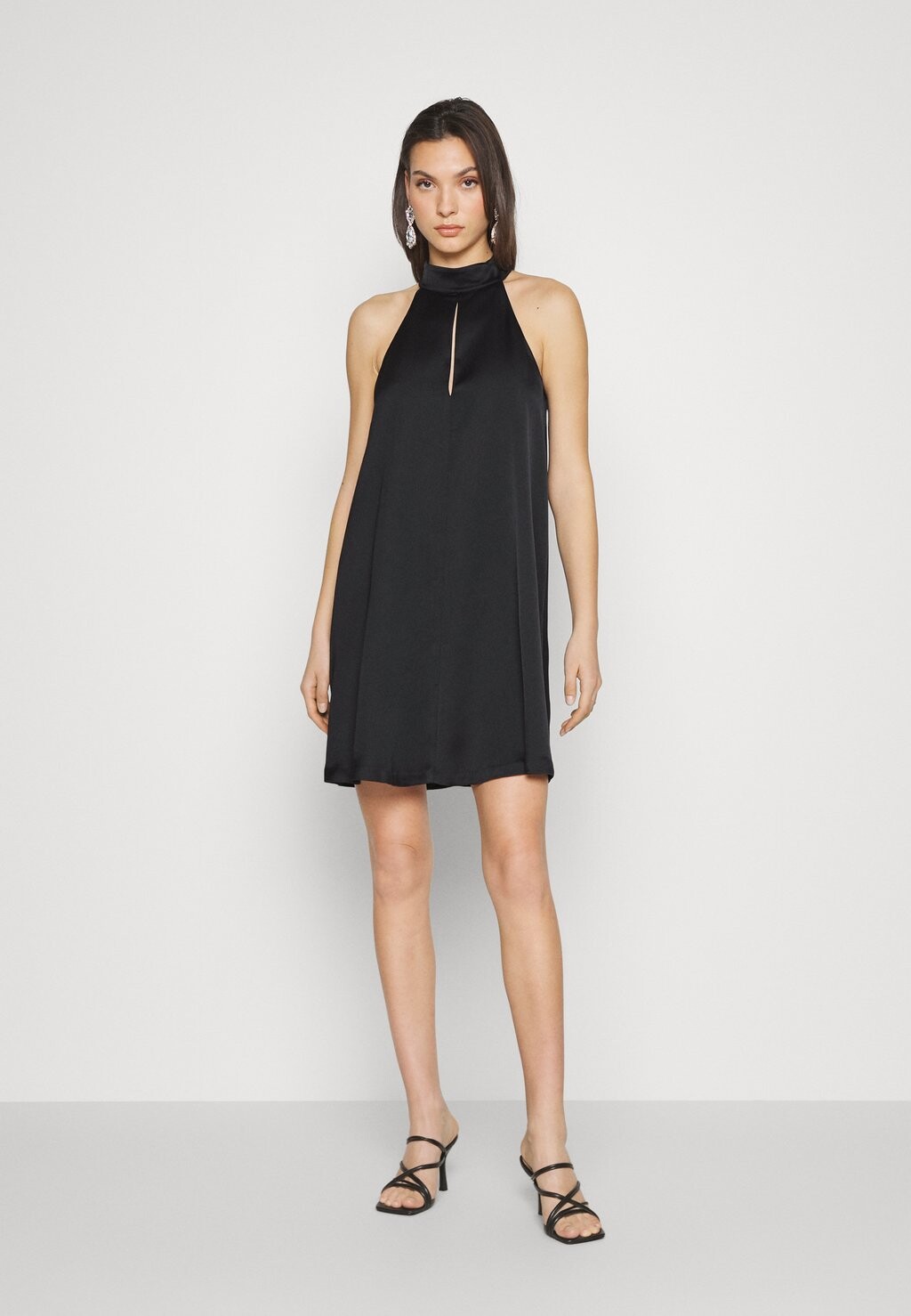 

Коктейльное платье Banana Republic, черный