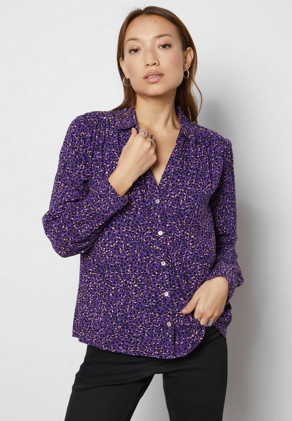 

Блузка-рубашка POLIA Etam, цвет Purple
