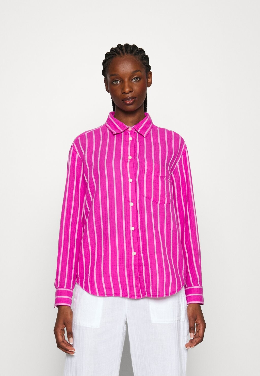 

Блузка на пуговицах GAP, розовый
