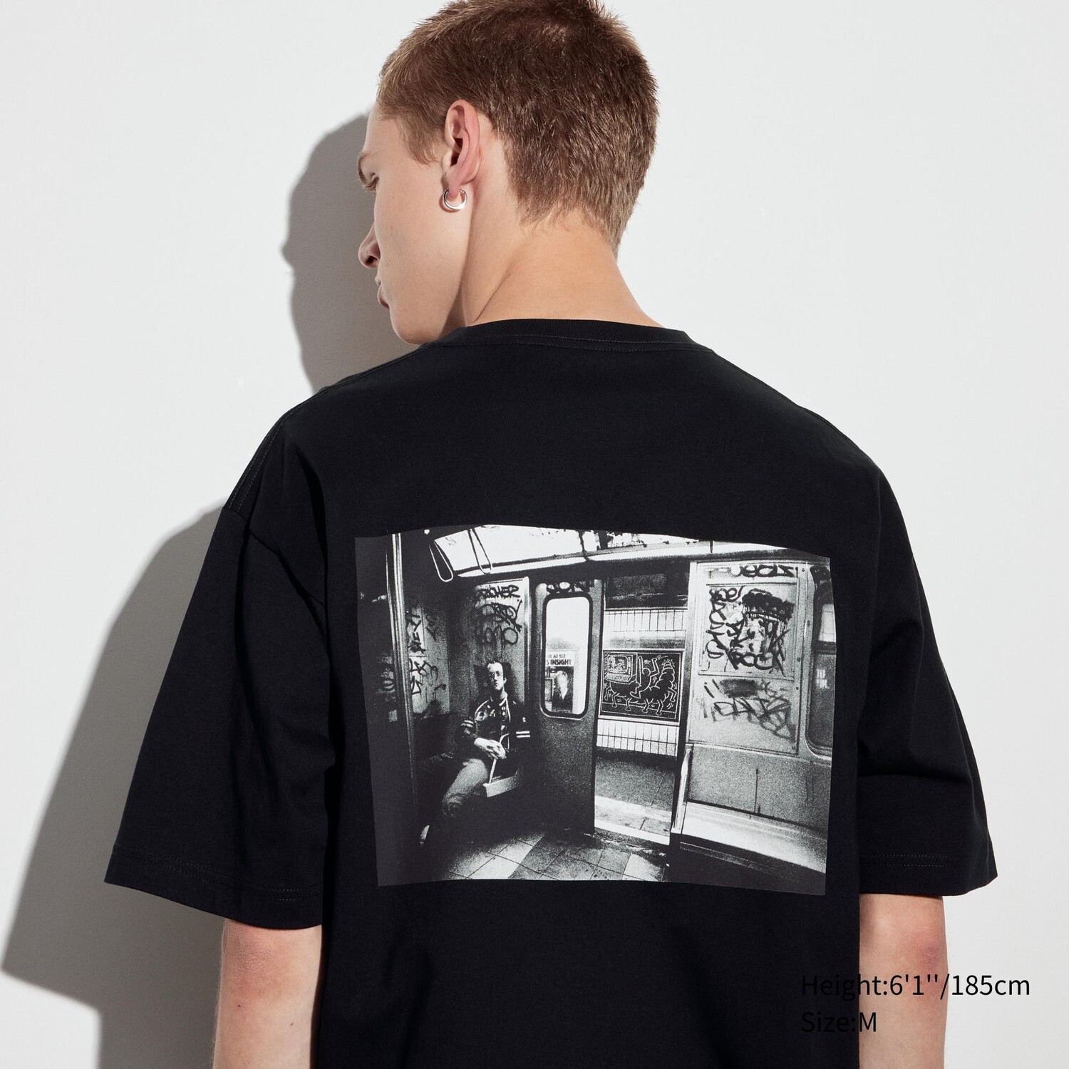 

Футболка Uniqlo Keith Haring с графикой, черный