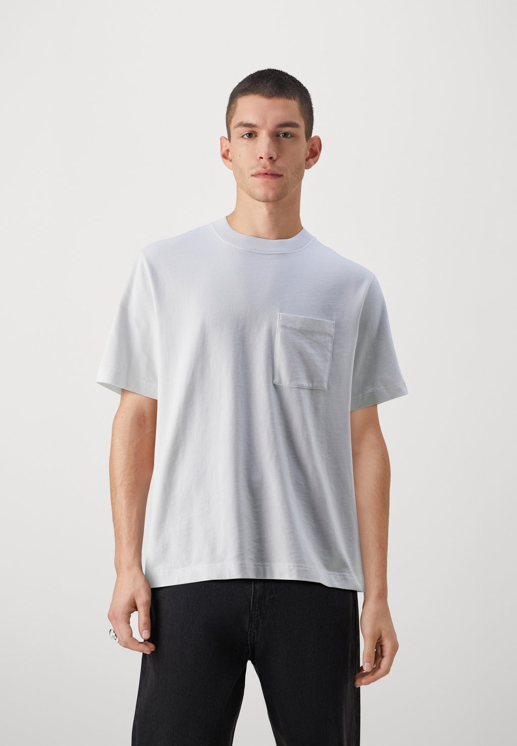 Базовая футболка Abercrombie & Fitch, ярко-белая