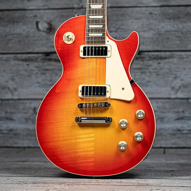 

Электрогитара Gibson Les Paul Deluxe 70s - 70s Cherry Sunburst
