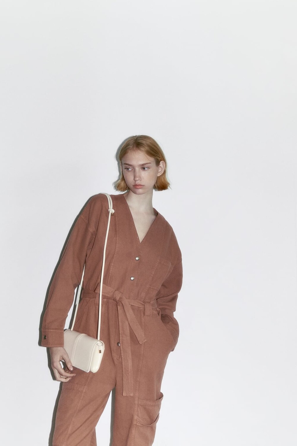 

Сумка через через плечо с узелом ZARA, белый