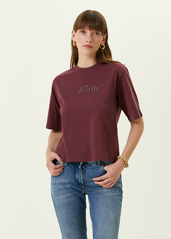 

Бордово-красная футболка с круглым вырезом и логотипом Off-White, Красный