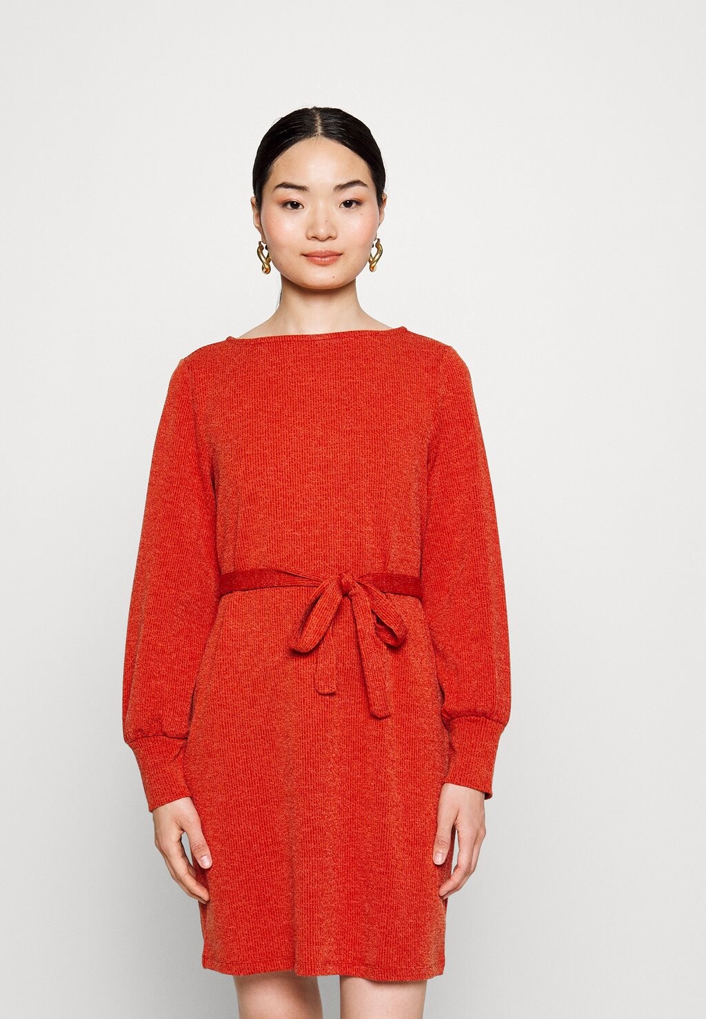 

Платье Vero Moda Petite VMOTEA SHORT DRESS, цвет red ochre