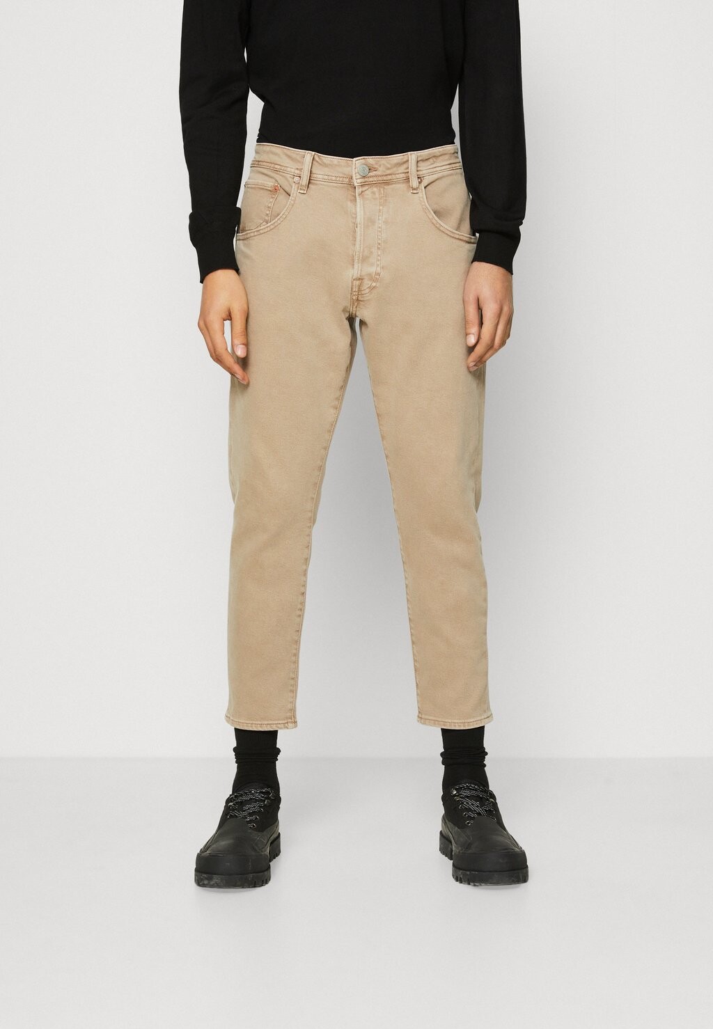 

Зауженные джинсы Jack & Jones