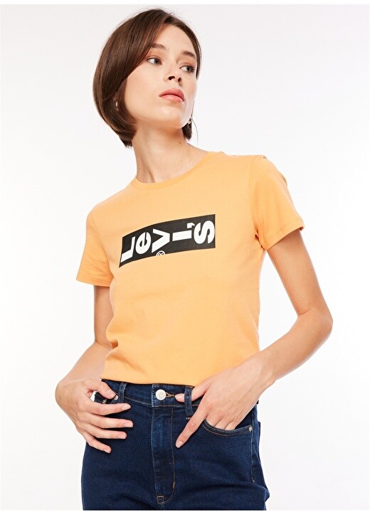 

Оранжевая женская футболка Levis, Оранжевый