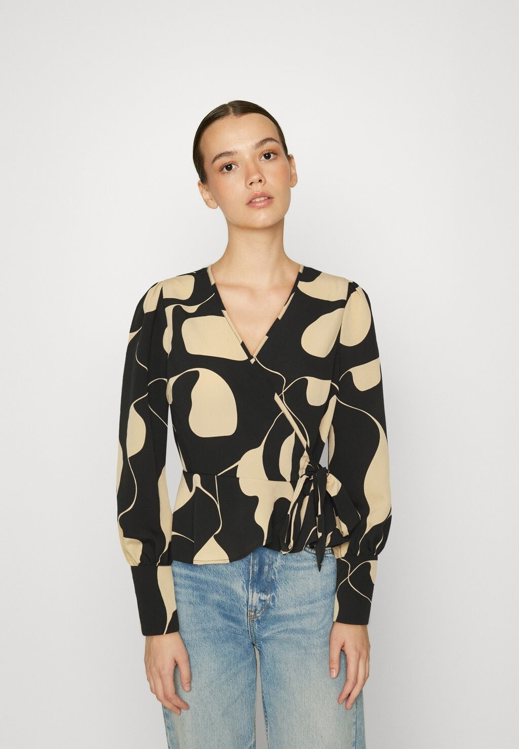 

Блузка Vero Moda