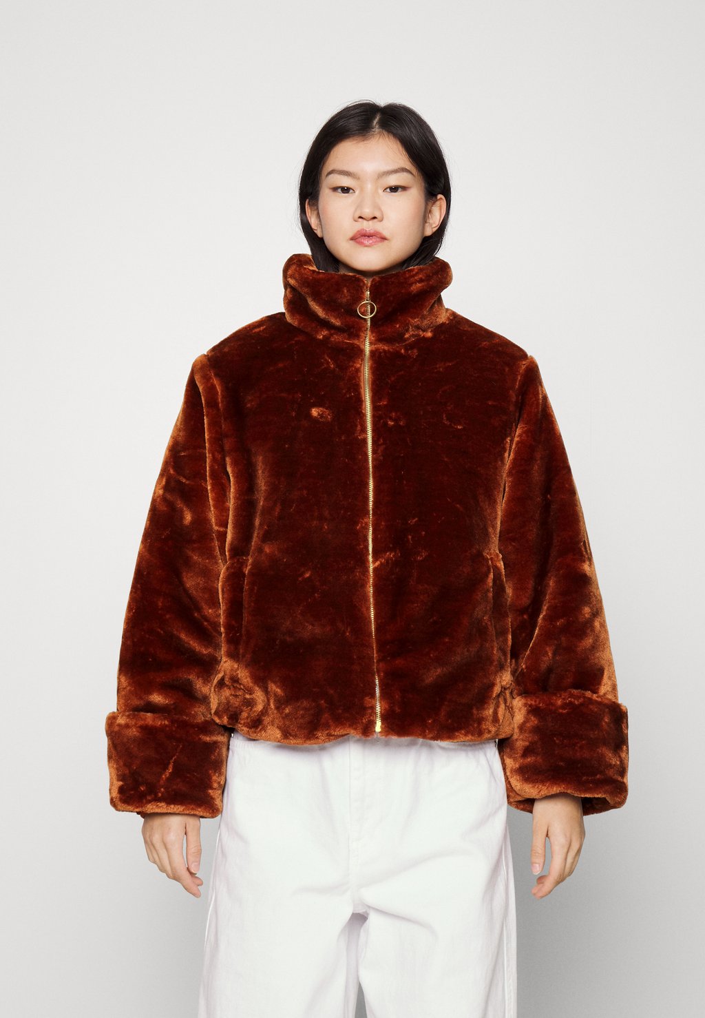 Зимняя куртка Monki, коричневый